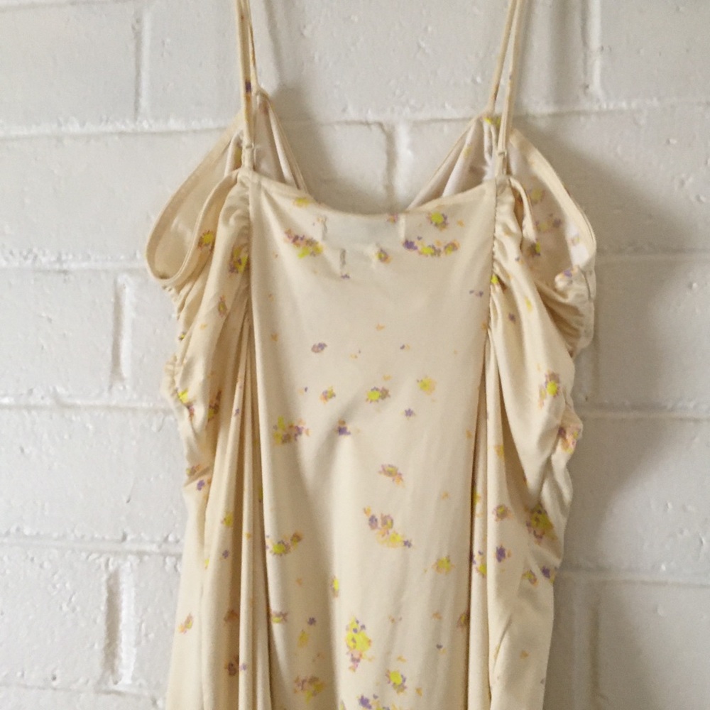 Urban Outfitters Pale Yellow Floral Cream Dress - Picture 14 of 15